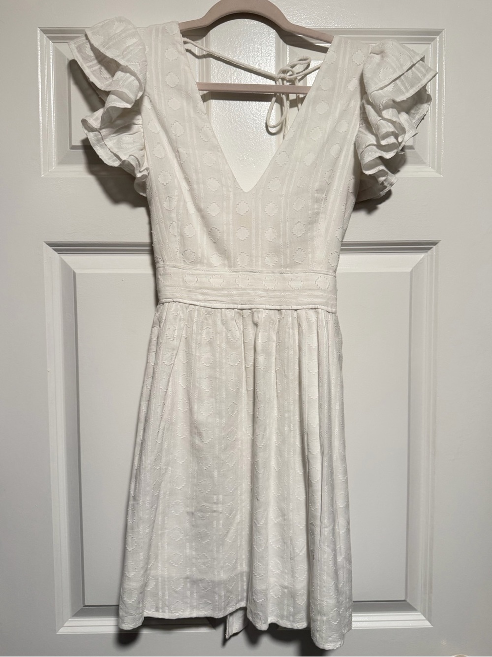 Women's White Eyelet V-Neck Ruffle Sleeve Mini Dress